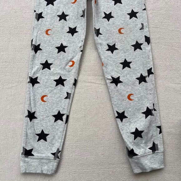 Primary Organic Star Print PJ Top & Pants, Heather Silver/Black Stars, Size 6-7 - Picture 6 of 9